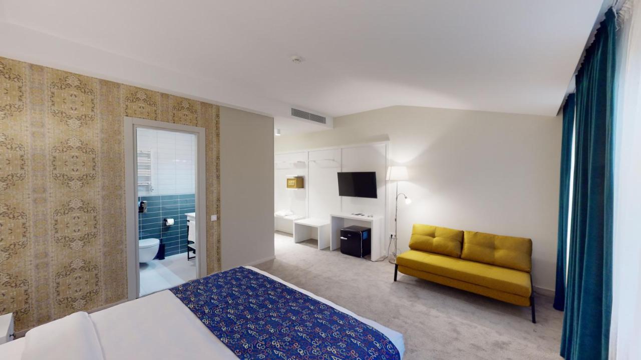 Epigraph Design Kosher Hotel Tbilisi Buitenkant foto