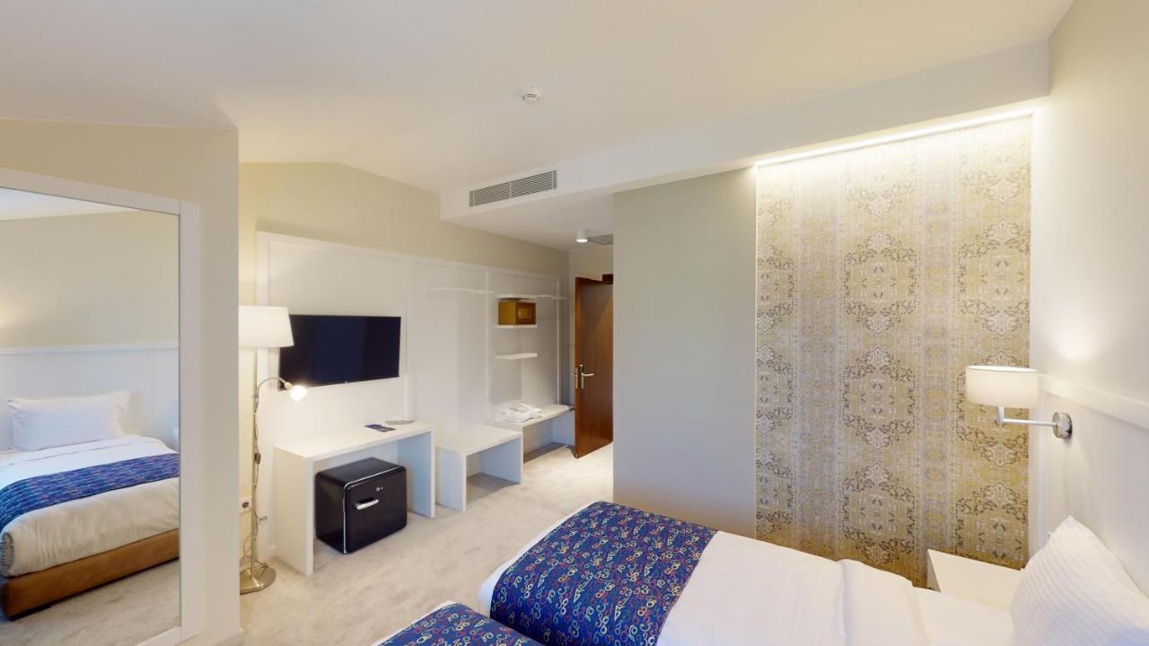 Epigraph Design Kosher Hotel Tbilisi Buitenkant foto