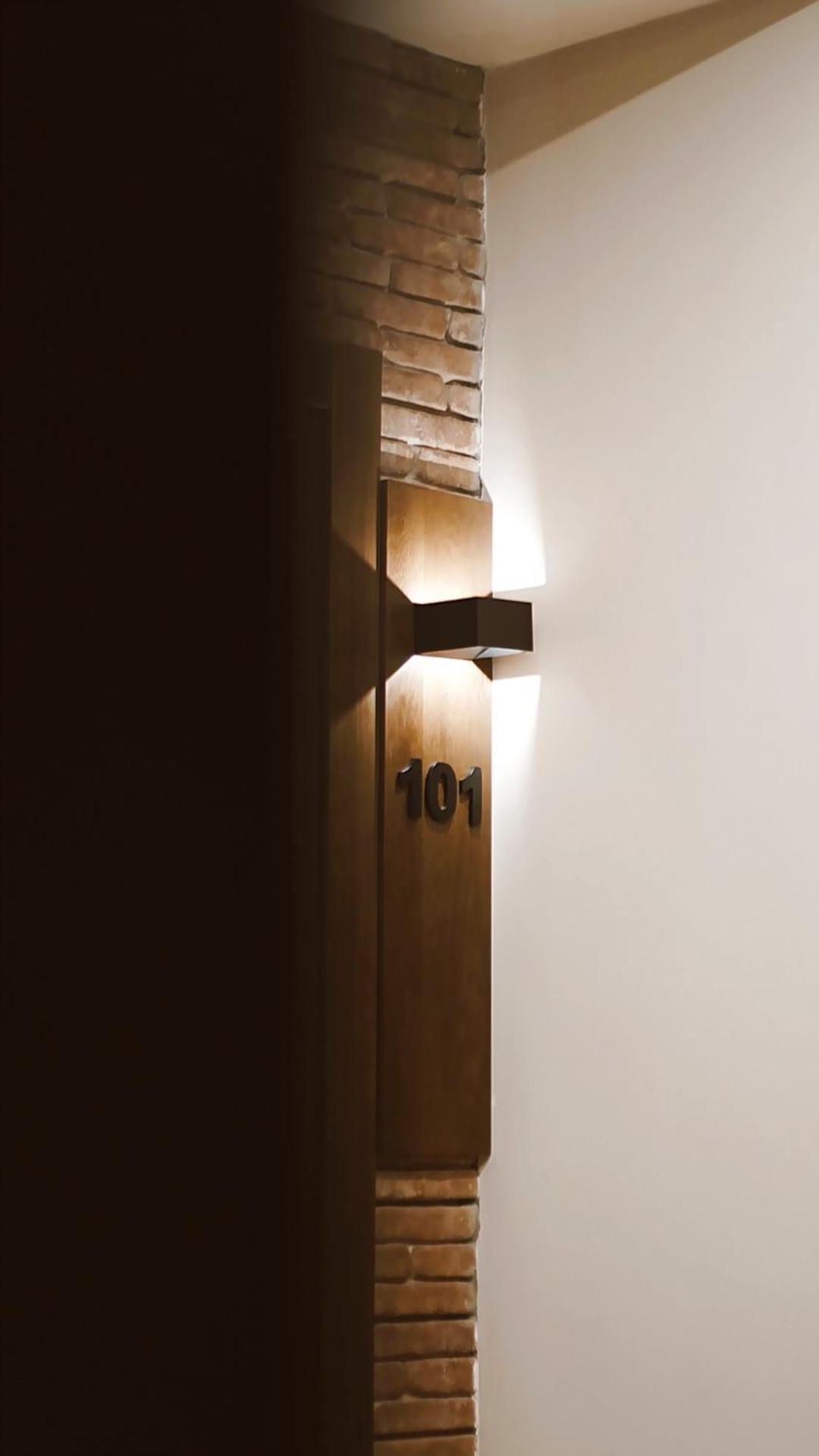 Epigraph Design Kosher Hotel Tbilisi Buitenkant foto