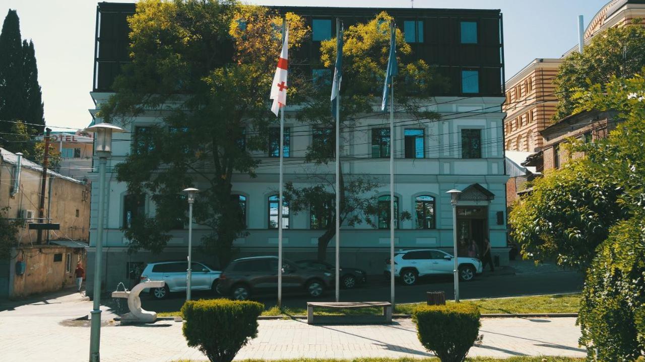 Epigraph Design Kosher Hotel Tbilisi Buitenkant foto